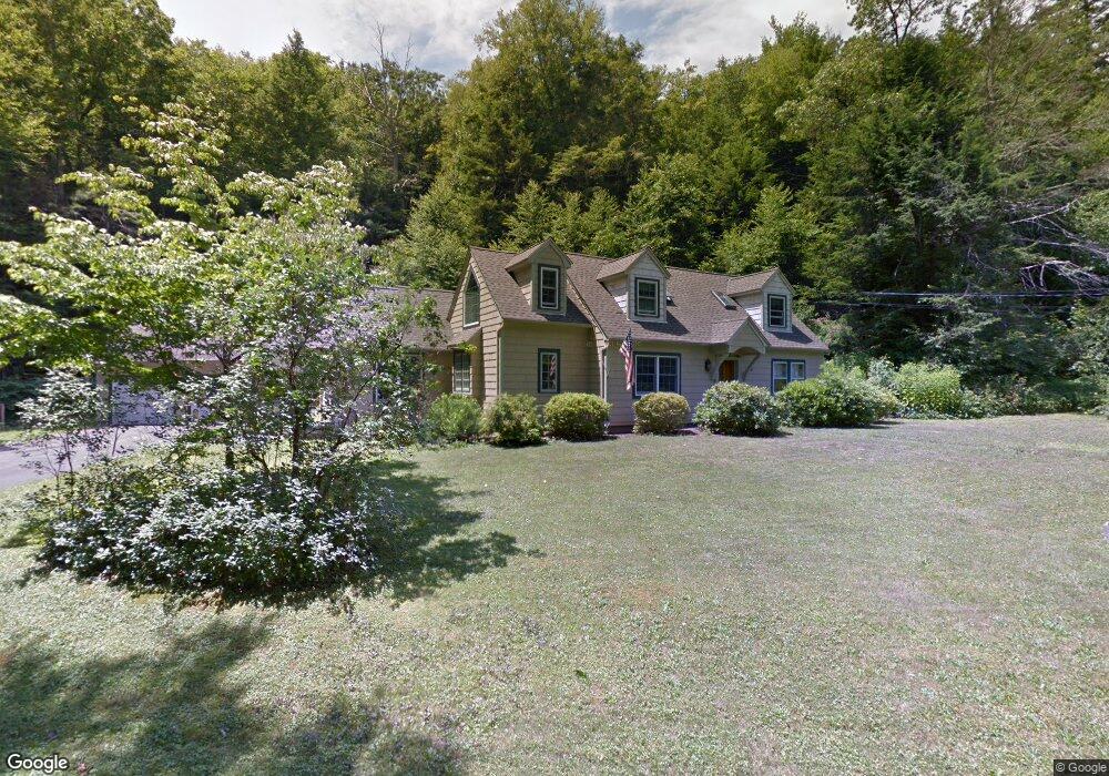 135 Poverty Hollow Rd, Redding, CT 06896 - photo 1