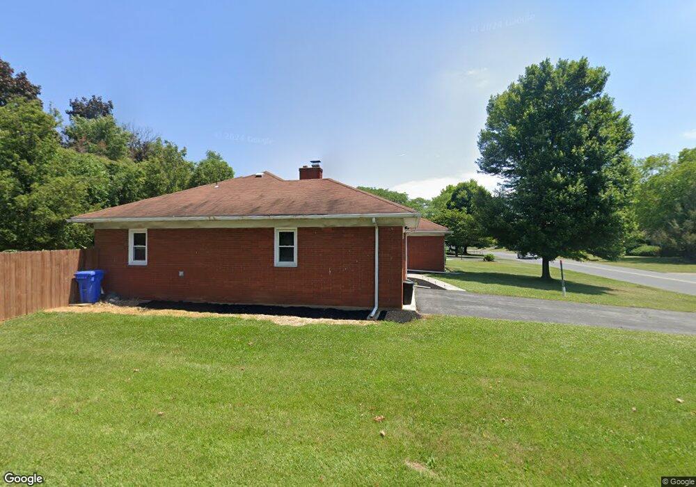 2945 W Pennsylvania St, Allentown, PA 18104 - photo 1