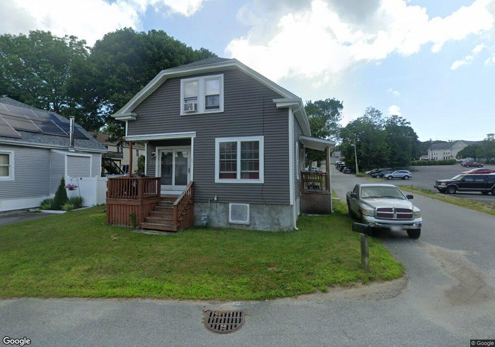 24 Crompton St unit 1, Acushnet, MA 02743 - photo 1