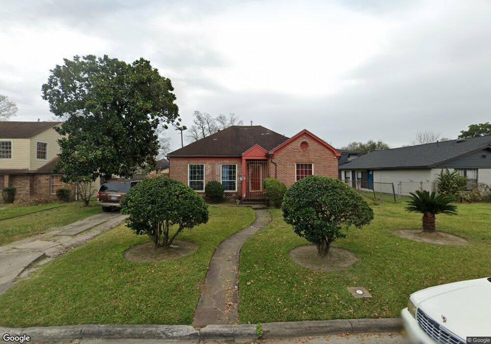 5423 Leopold Dr, Houston, TX 77021 - photo 1