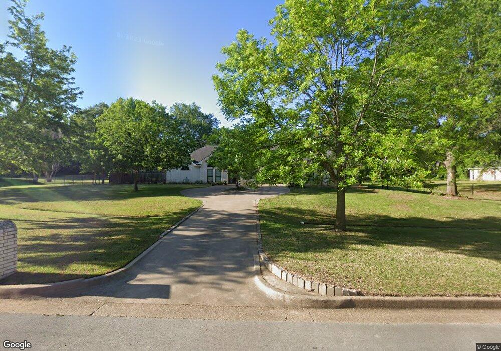 1627 Butterfield Cir, Tyler, TX 75703 - photo 1