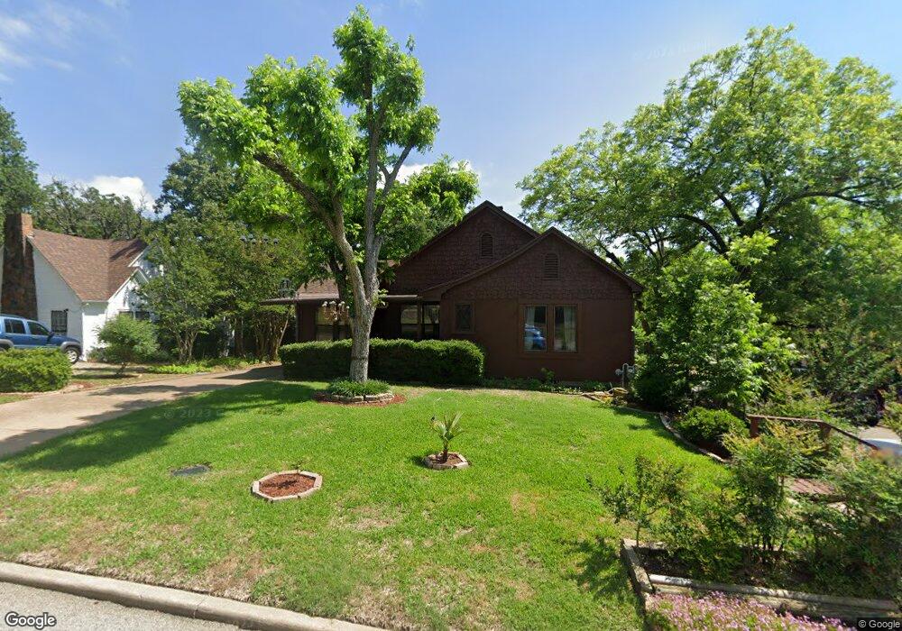 1430 W Main St, Denison, TX 75020 - photo 1