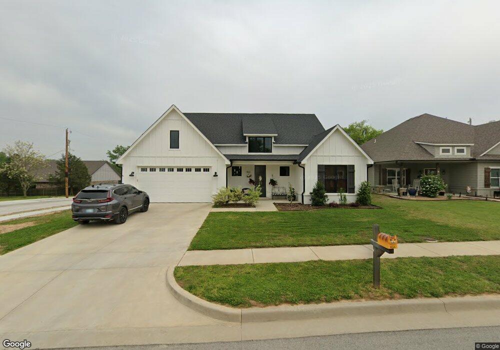 1516 University Cir, Sapulpa, OK 74066 - photo 1