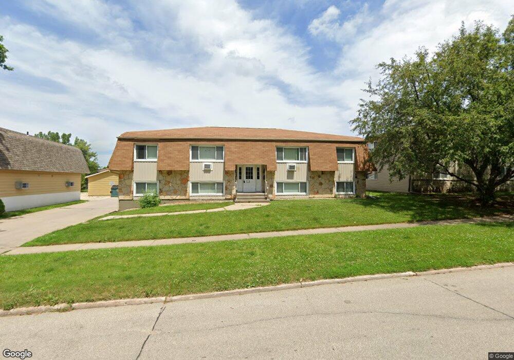 1340 Meadowview Dr, Marion, IA 52302 - photo 1