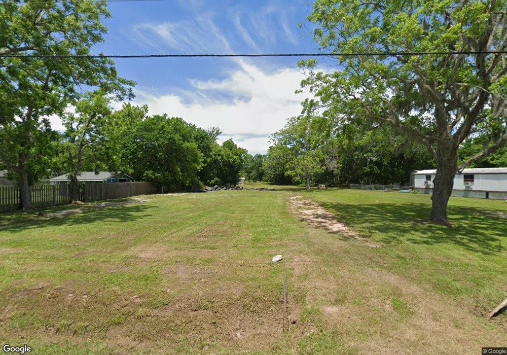 316 Red Oak St, Brazoria, TX 77422 - photo 1