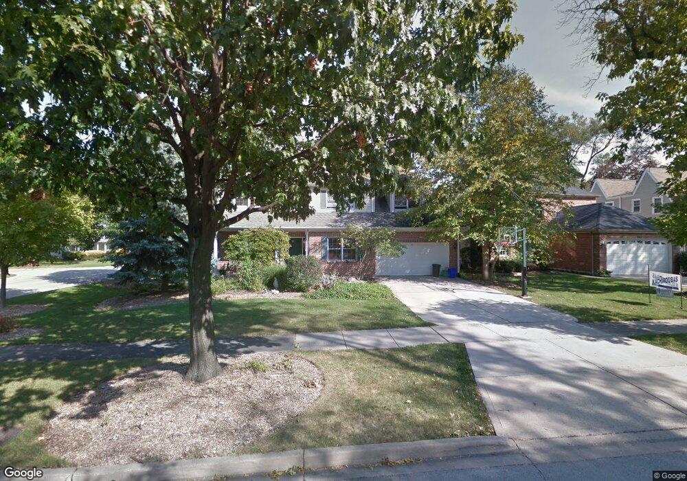 483 N Evergreen Ave, Elmhurst, IL 60126 - photo 1