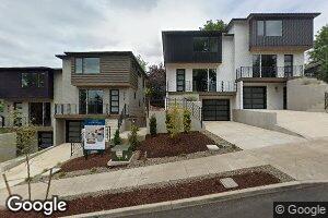 623 SW Lobelia St, Portland, OR 97219