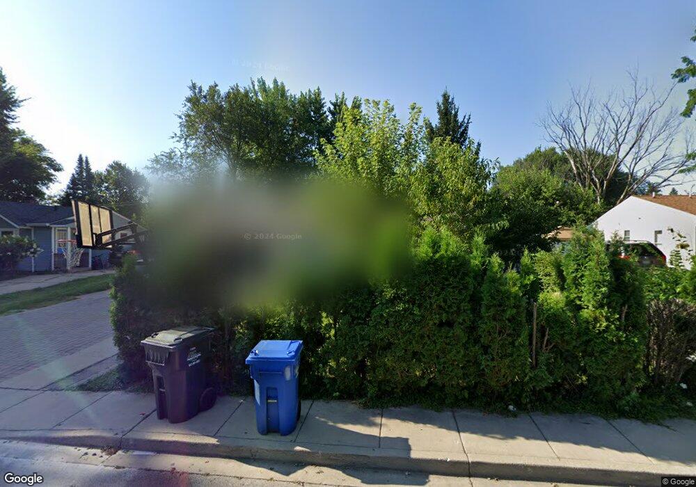 211 Granada Rd, Carpentersville, IL 60110 - photo 1