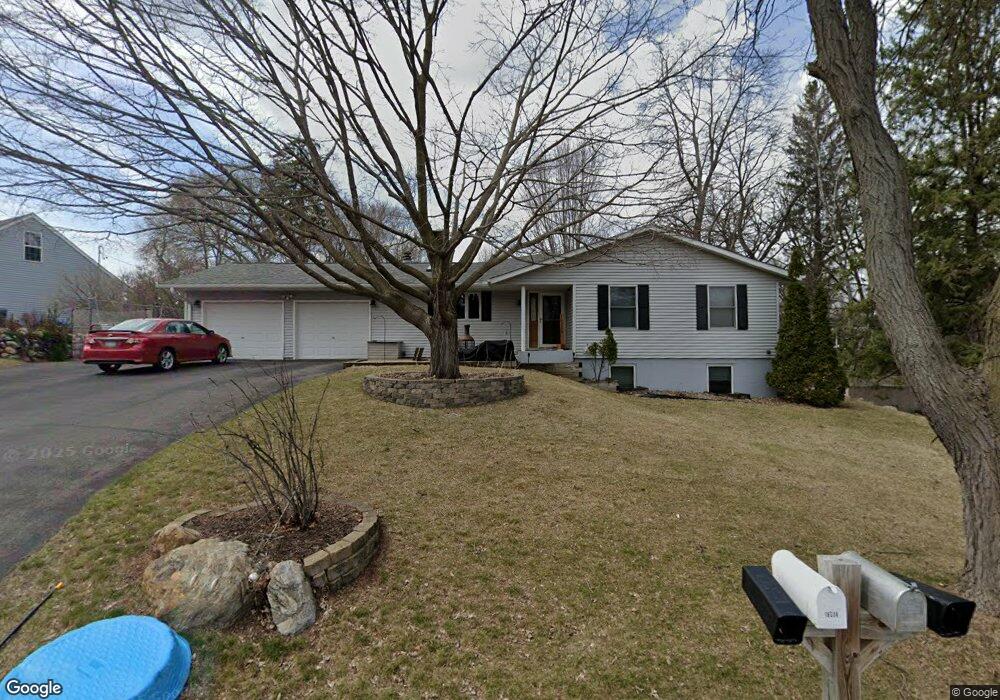 16256 Temple Dr S, Minnetonka, MN 55345 - photo 1