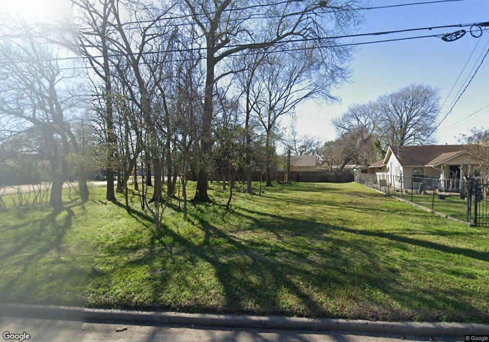 8419 W Hardy Rd, Houston, TX 77022 - photo 1