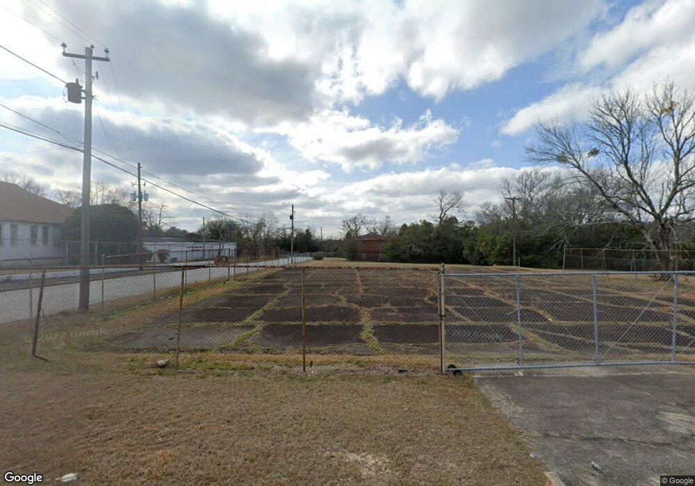 591 May Ave, Macon, GA 31204 - photo 1