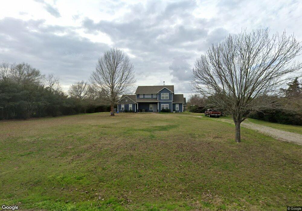 1511 Dodge Ln, Wallis, TX 77485 - photo 1