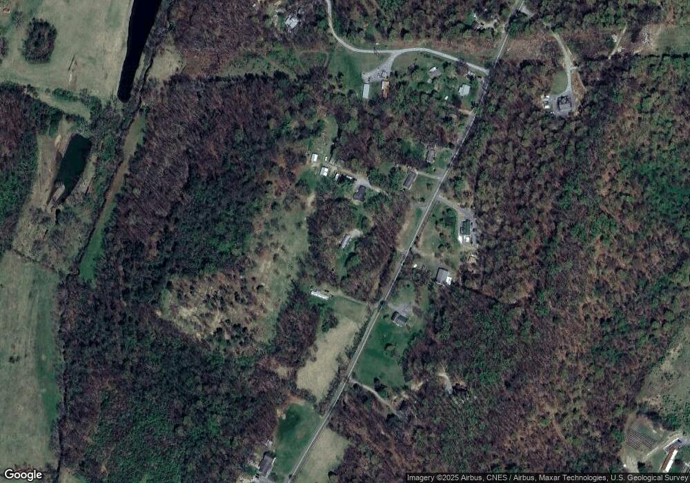 1540 Cold Run Valley Rd, Berkeley Springs, WV 25411 - photo 1