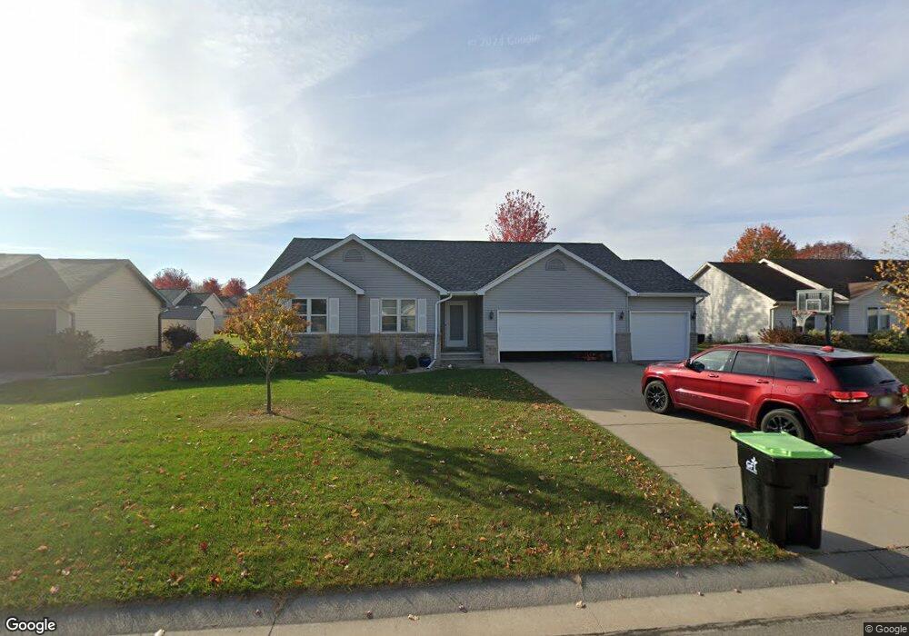 W5853 Easter Lily Dr, Appleton, WI 54915 - photo 1