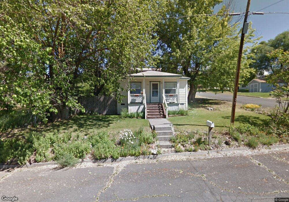 227 E Lowell St, Klamath Falls, OR 97601 - photo 1