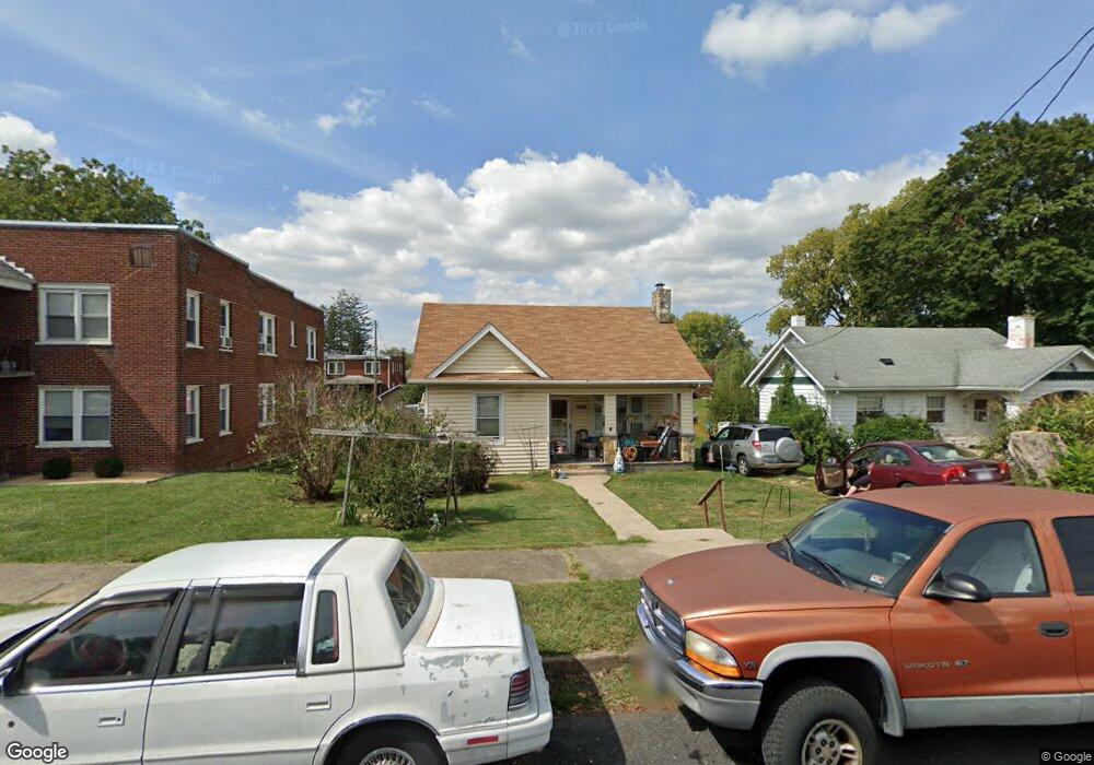 133 S Bayard Ave, Waynesboro, VA 22980 - photo 1