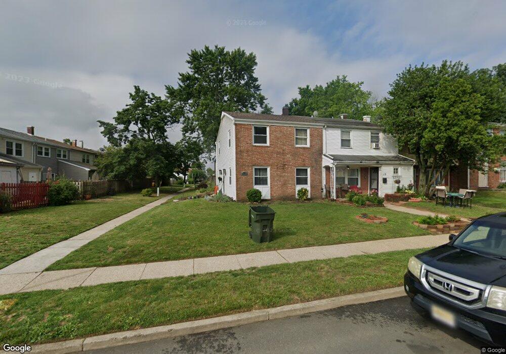 11 Pine St, Willingboro, NJ 08046 - photo 1