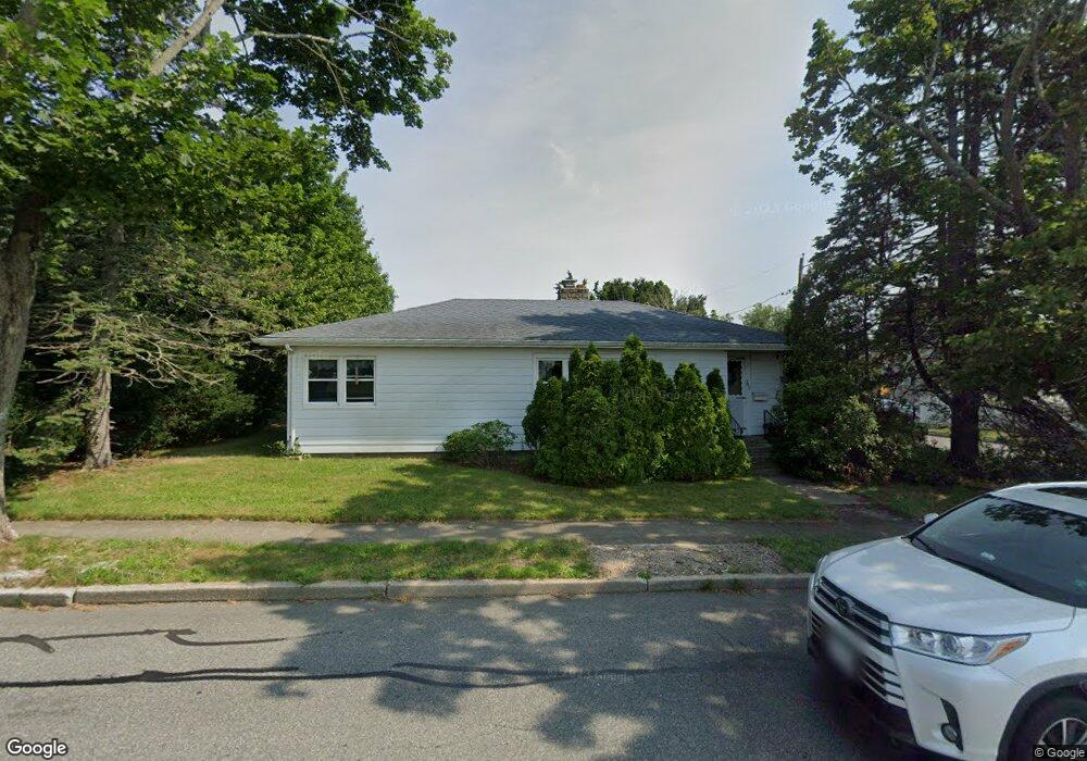 247 Grape St, New Bedford, MA 02740 - photo 1