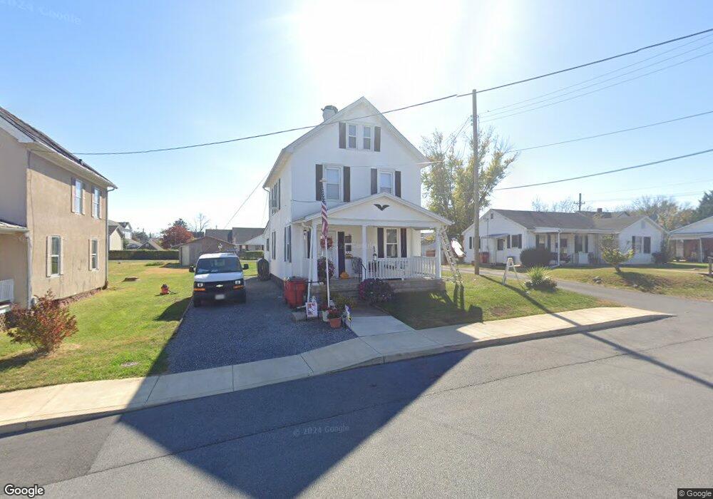 113 W 5th Ave, Ranson, WV 25438 - photo 1