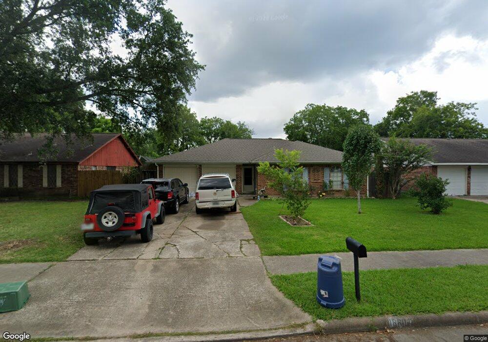 16607 Hibiscus Ln, Friendswood, TX 77546 - photo 1