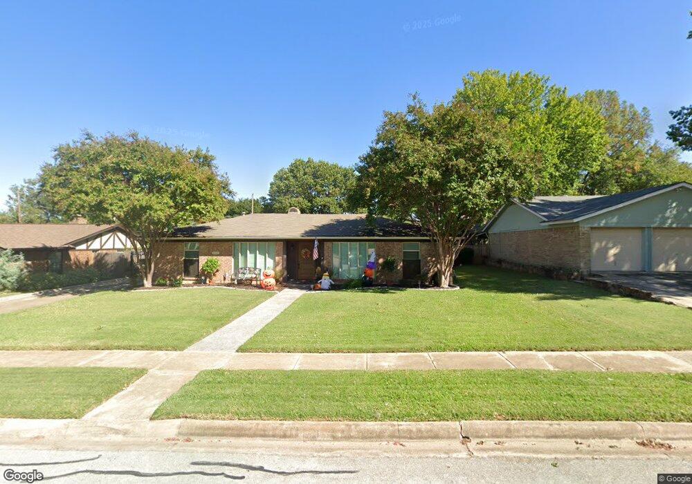 6420 Simmons Rd, North Richland Hills, TX 76182 - photo 1