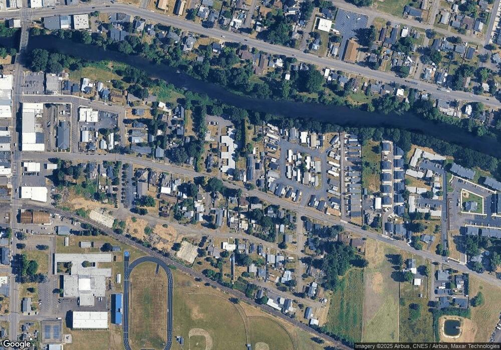 425 SE Sheridan Rd, Sheridan, OR 97378 - photo 1