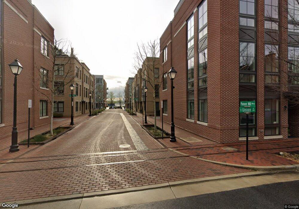 310 Strand St unit 408, Alexandria, VA 22314 - photo 1