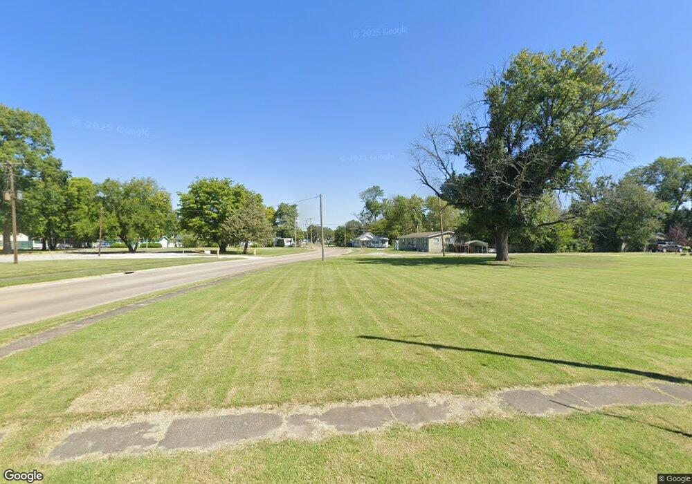 719 Coolidge St, Harrisburg, IL 62946 - photo 1