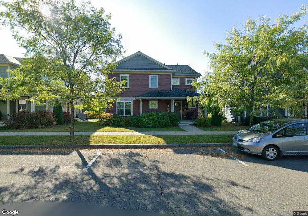 26 Ford Crossing unit 26, Northampton, MA 01060 - photo 1