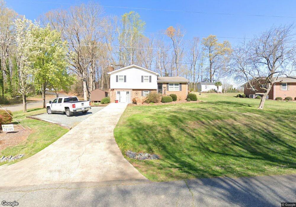 1101 N Garden Ave, Siler City, NC 27344 - photo 1