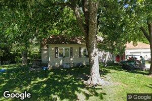 643 Sanford Ave, Nokomis, IL 62075