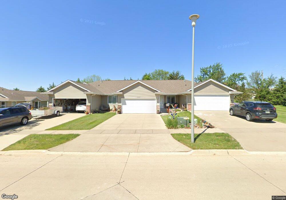 3304 Banar Dr SW, Cedar Rapids, IA 52404 - photo 1