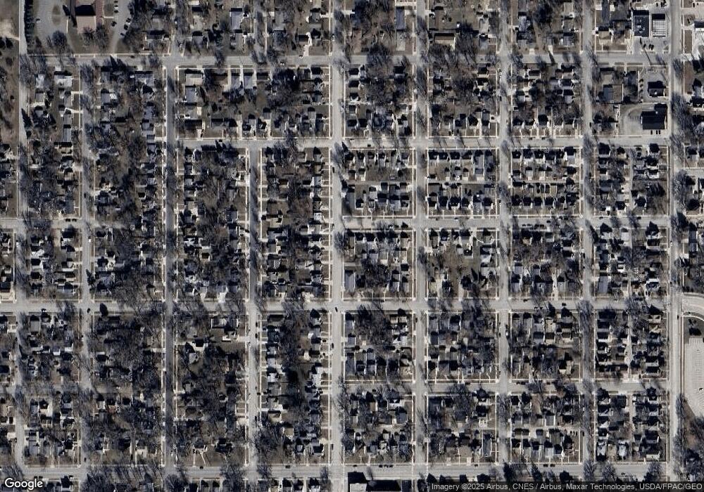 1110 8th St NW, Austin, MN 55912 - photo 1