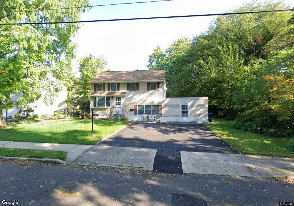 38 Smithfield Ave, Lawrence Township, NJ 08648 - photo 1