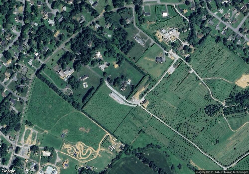 4420 Sandstone Dr, Sykesville, MD 21784 - photo 1