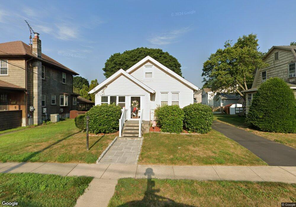 409 Sherwood Place, Stratford, CT 06615 - photo 1