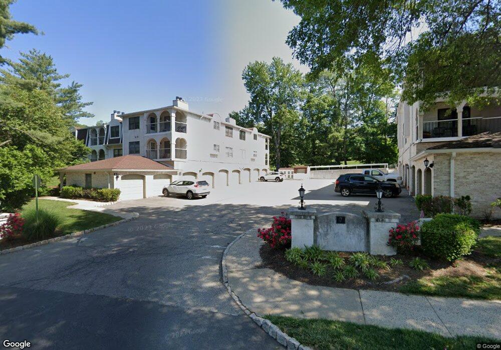 8A Heritage Dr, Chatham, NJ 07928 - photo 1