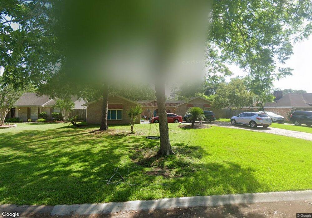 705 Penn Dr, Friendswood, TX 77546 - photo 1