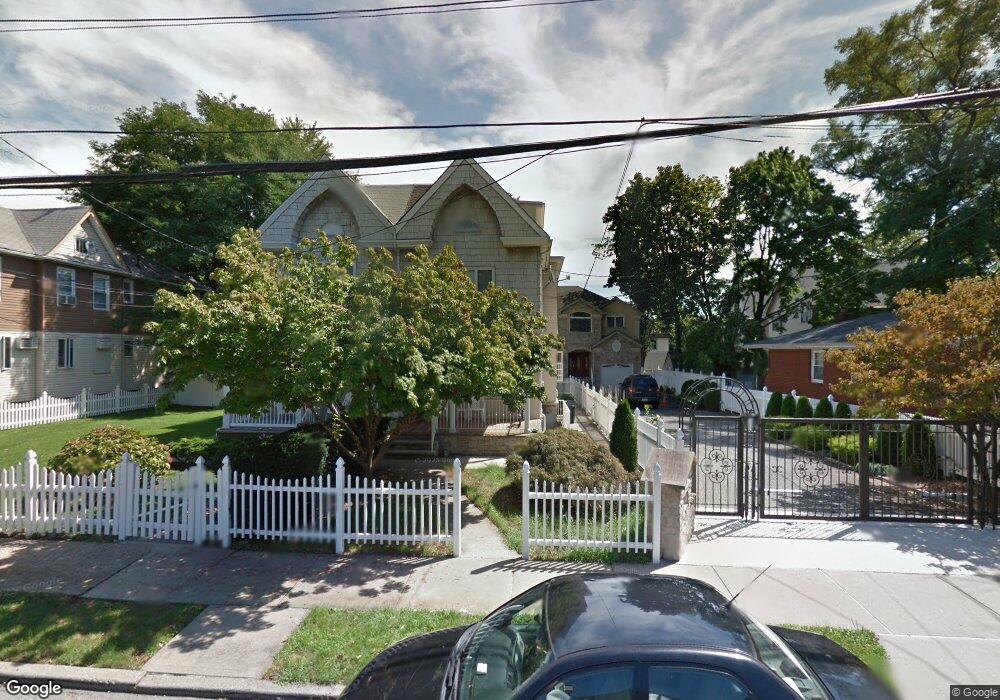 226 3rd St unit 1, Staten Island, NY 10306 - photo 1