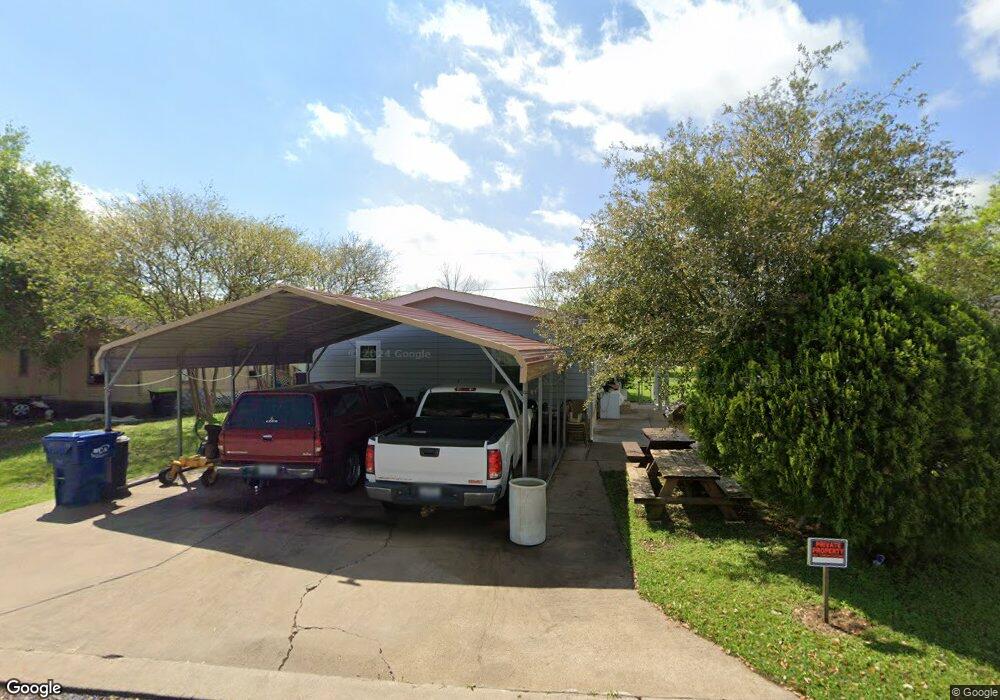 14 Sissy Ln, Bay City, TX 77414 - photo 1