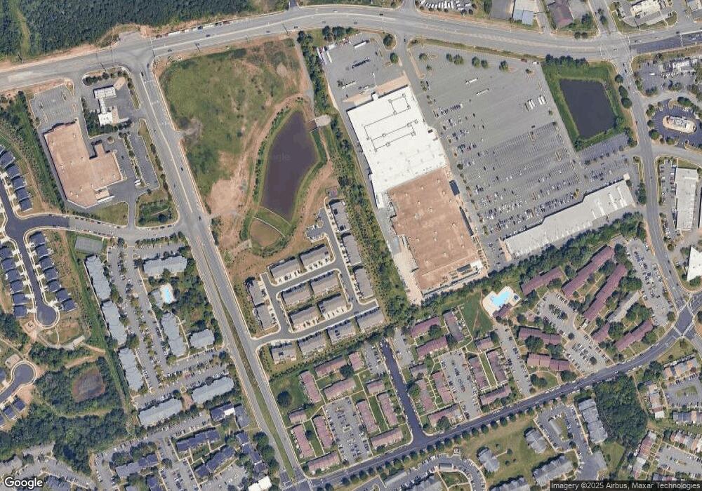 7417 Cedarwood Grove Ln, Manassas, VA 20109 - photo 1