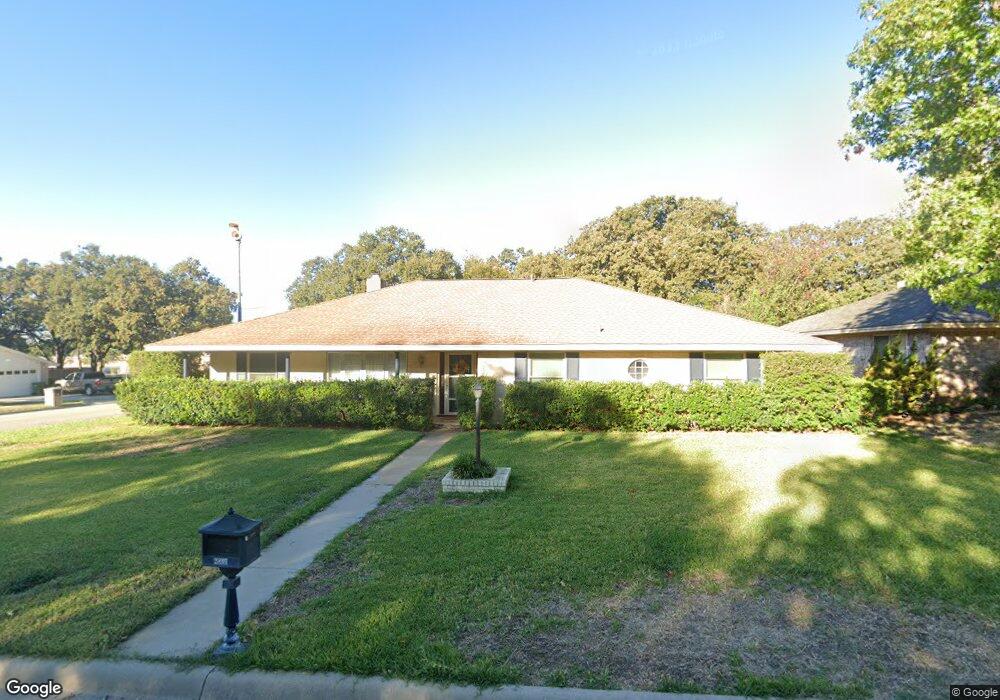 2801 Autumn Dr, Hurst, TX 76054 - photo 1