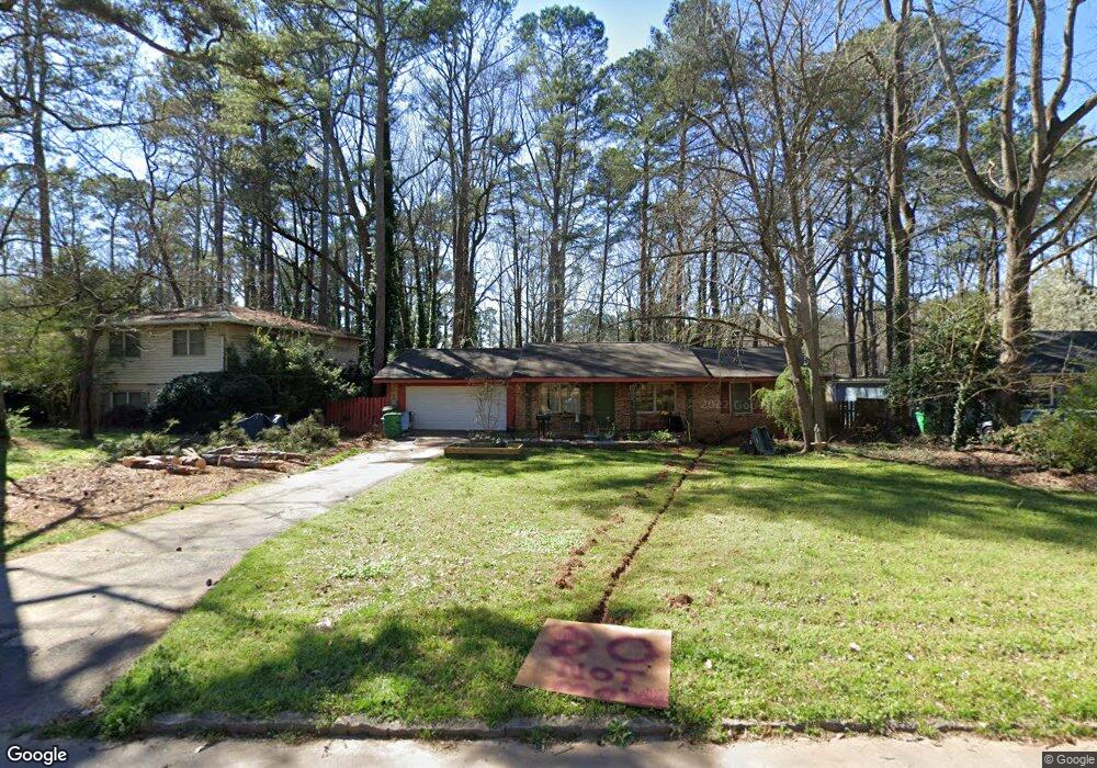 1566 Camelot Cir, Tucker, GA 30084 - photo 1