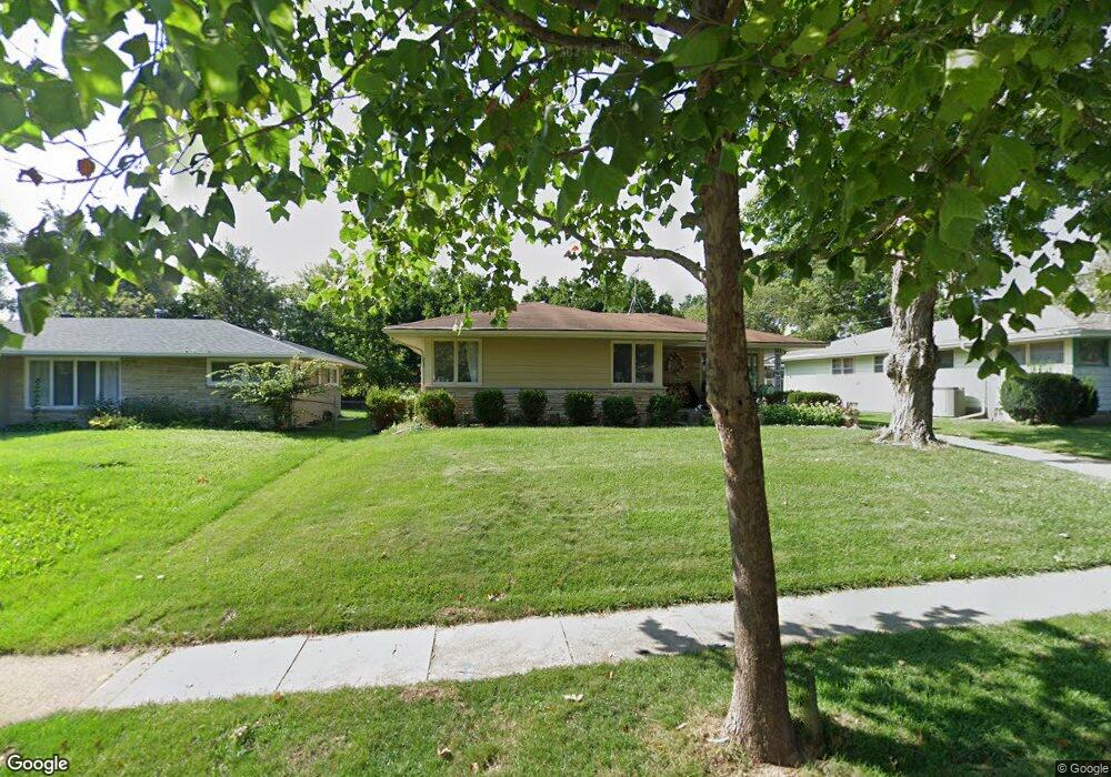 3214 Aurora Ave, Des Moines, IA 50310 - photo 1