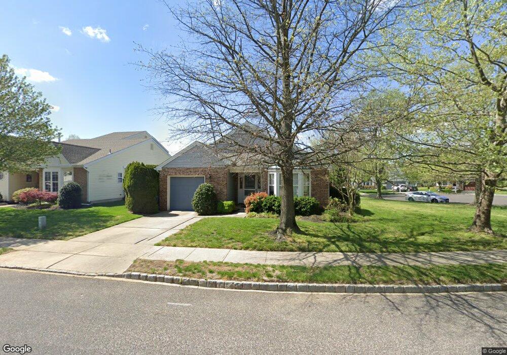 33 Clifford Ct, Mount Laurel, NJ 08054 - photo 1