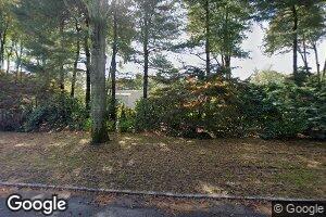 2 Coachmans Ct, Old Westbury, NY 11568