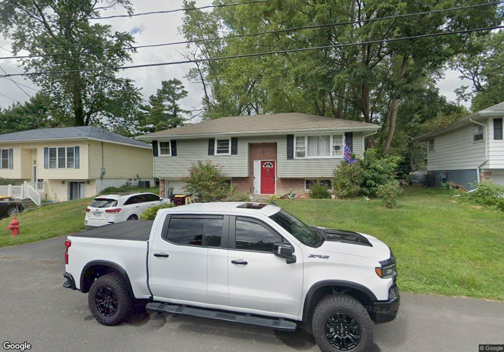 15 Chestnut Ct, Rensselaer, NY 12144 - photo 1