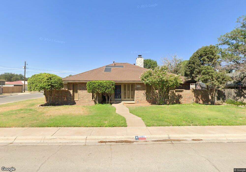 2201 Wydewood Dr, Midland, TX 79707 - photo 1