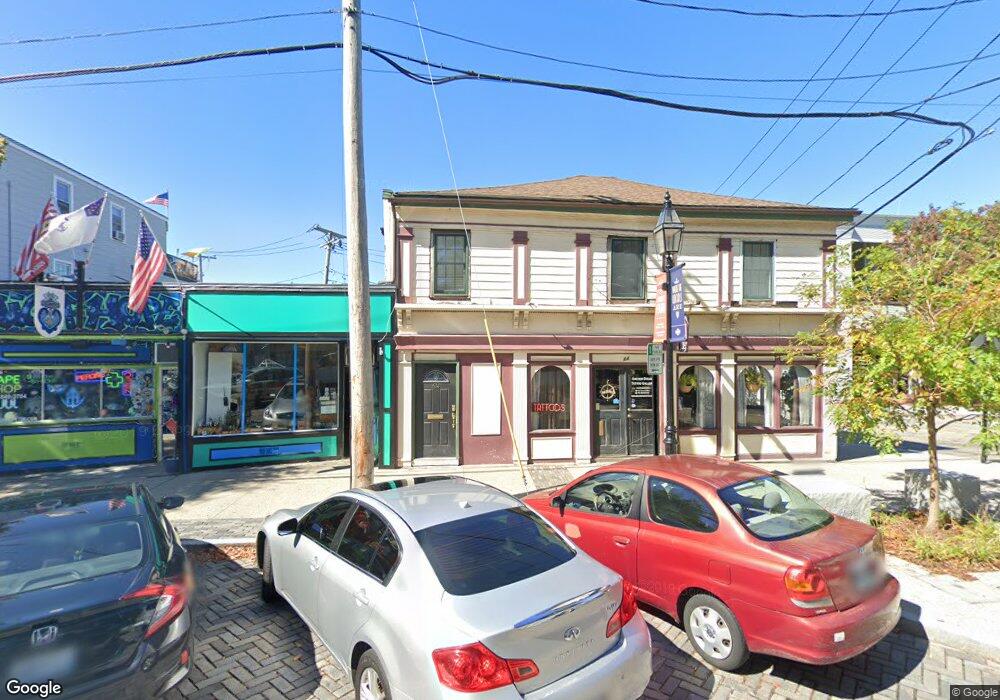 44 Broadway, Newport, RI 02840 - photo 1