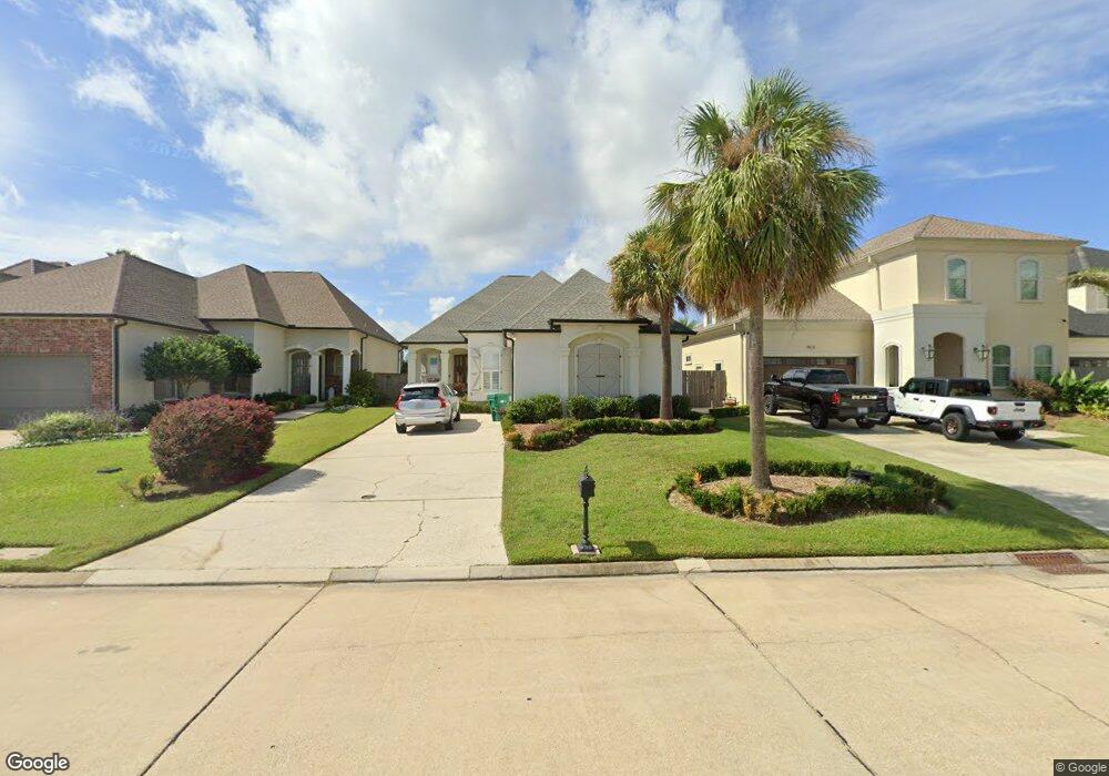 1515 Royal Palm Dr, Slidell, LA 70458 - photo 1